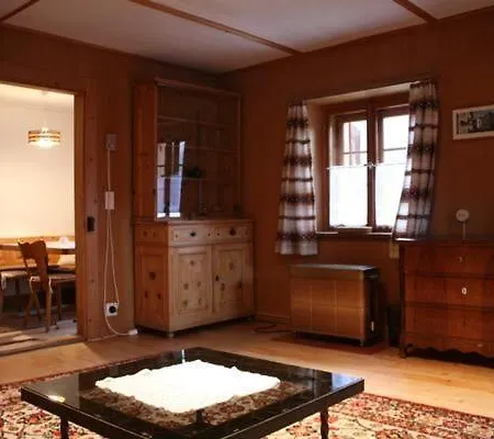 Apartament Davo Tuoi